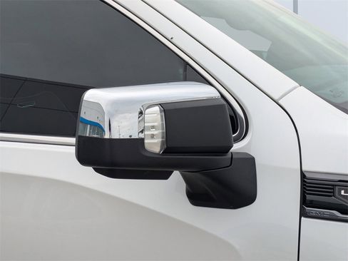 Used 2023 GMC Sierra 1500 Denali Ultimate image 11