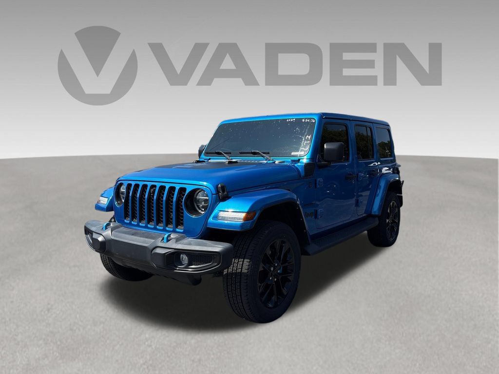 Used 2022 Jeep Wrangler Unlimited Sahara w/ Cold Weather Group AWD/4WD image 1