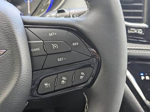 New 2026 Chrysler Pacifica Limited w/ S Appearance Package FWD image 27