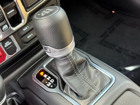 Used 2025 Jeep Wrangler Unlimited Sport S 4xe AWD/4WD image 24