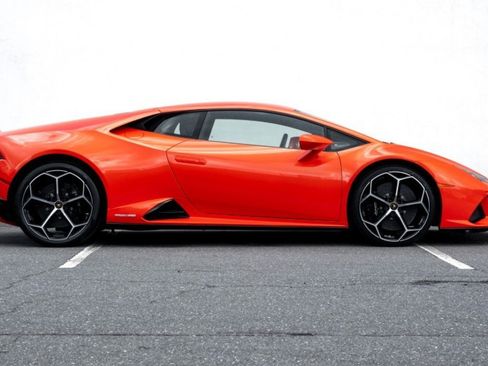 Used 2020 Lamborghini Huracan EVO AWD/4WD image 10