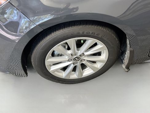 Used 2025 Toyota Corolla LE w/ LE Premium Package FWD image 14