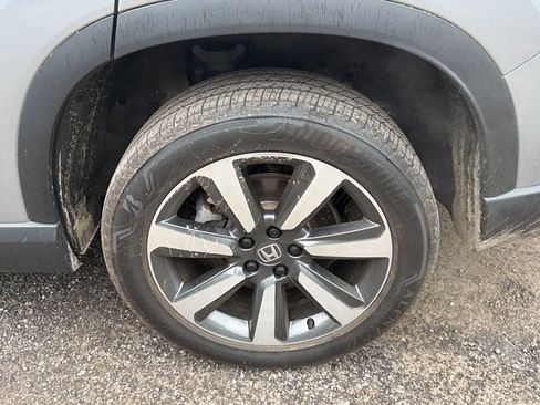 Used 2025 Honda Pilot Touring image 20