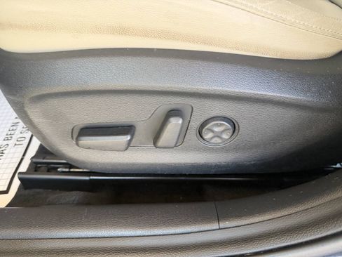 Used 2017 Hyundai Sonata Limited w/ Ultimate Package 02 FWD image 26