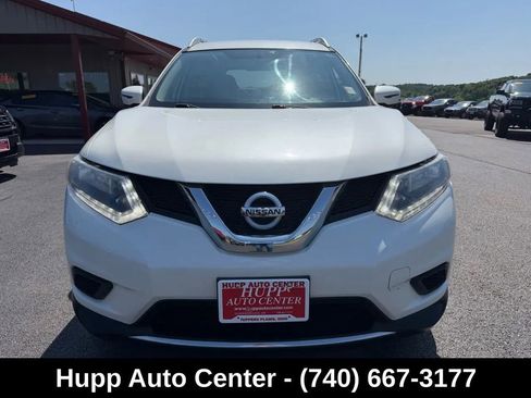 Used 2016 Nissan Rogue SV w/ SV Premium Package AWD/4WD image 2