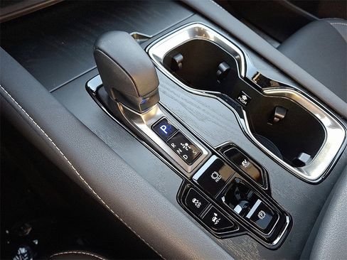 Used 2025 Lexus RX 350h image 19