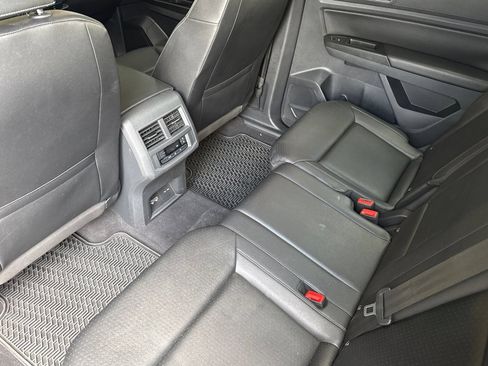 Used 2019 Volkswagen Atlas SEL AWD/4WD image 13