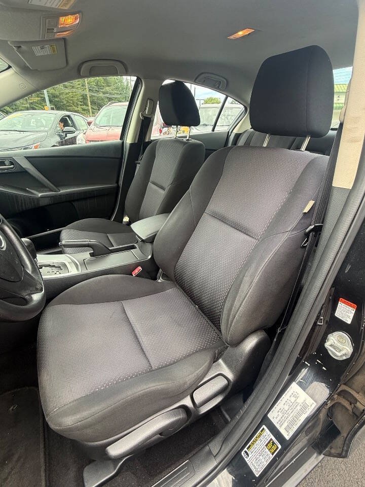 Used 2010 MAZDA MAZDA3 i Touring FWD image 13