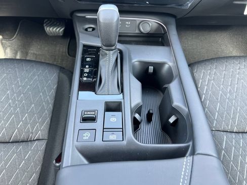 New 2026 Nissan Sentra SV w/ SV Convenience Package FWD image 12