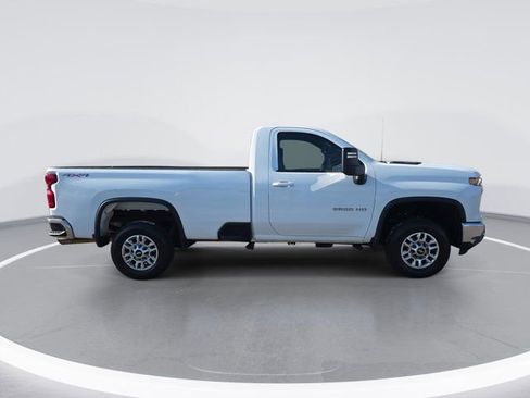 Used 2024 Chevrolet Silverado 2500 LT image 6