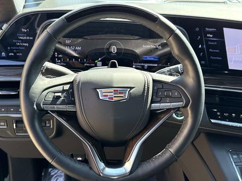 Used 2024 Cadillac Escalade Sport Platinum w/ LPO, ONYX Package image 21