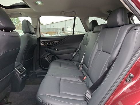 Used 2021 Subaru Outback Limited image 10