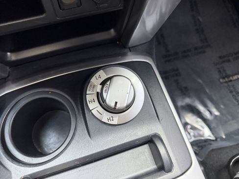 Used 2017 Toyota 4Runner SR5 image 25