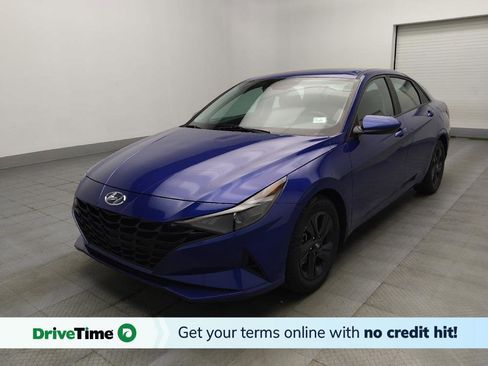Used 2023 Hyundai Elantra SEL image 1