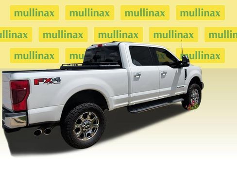 Used 2022 Ford F250 Lariat w/ Chrome Package image 7