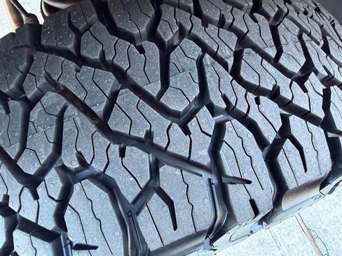 Used 2004 Dodge Ram 2500 Truck SLT w/ Trailer Tow Group image 4