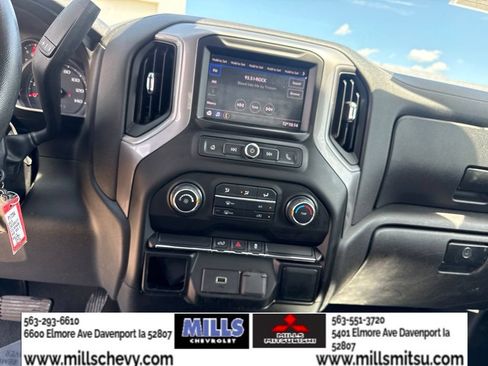 Used 2019 Chevrolet Silverado 1500 W/T w/ WT Convenience Package AWD/4WD image 14