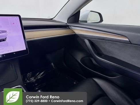 Used 2022 Tesla Model 3 Long Range AWD/4WD image 23