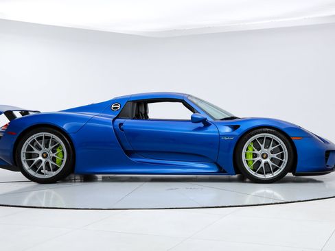 Used 2015 Porsche 918 Spyder AWD/4WD image 5