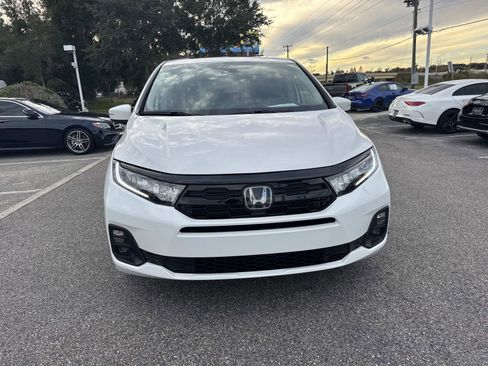 Used 2025 Honda Odyssey Touring image 8
