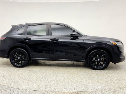 Used 2023 Honda HR-V Sport image 4