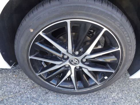 Certified 2024 Toyota Camry SE FWD image 30