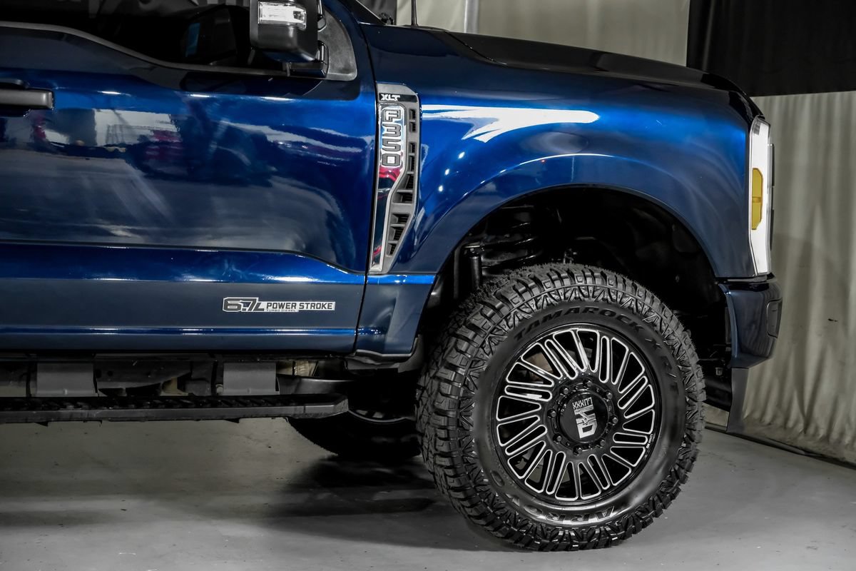 Used 2025 Ford F350 XLT AWD/4WD image 8