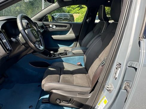 Used 2023 Volvo C40 P8 Recharge Ultimate AWD/4WD image 20