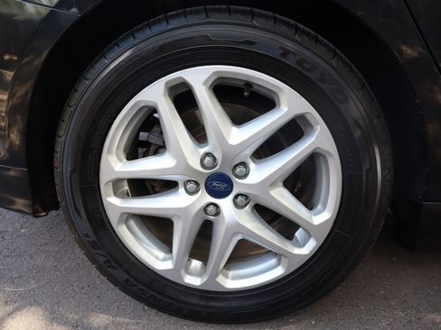 Used 2014 Ford Fusion SE FWD image 44