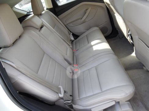 Used 2016 Ford Escape Titanium image 19