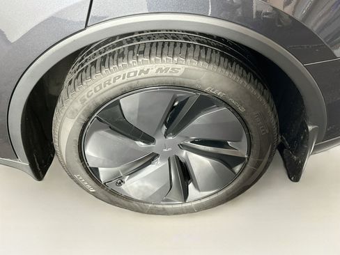 Used 2026 Tesla Model Y AWD image 11