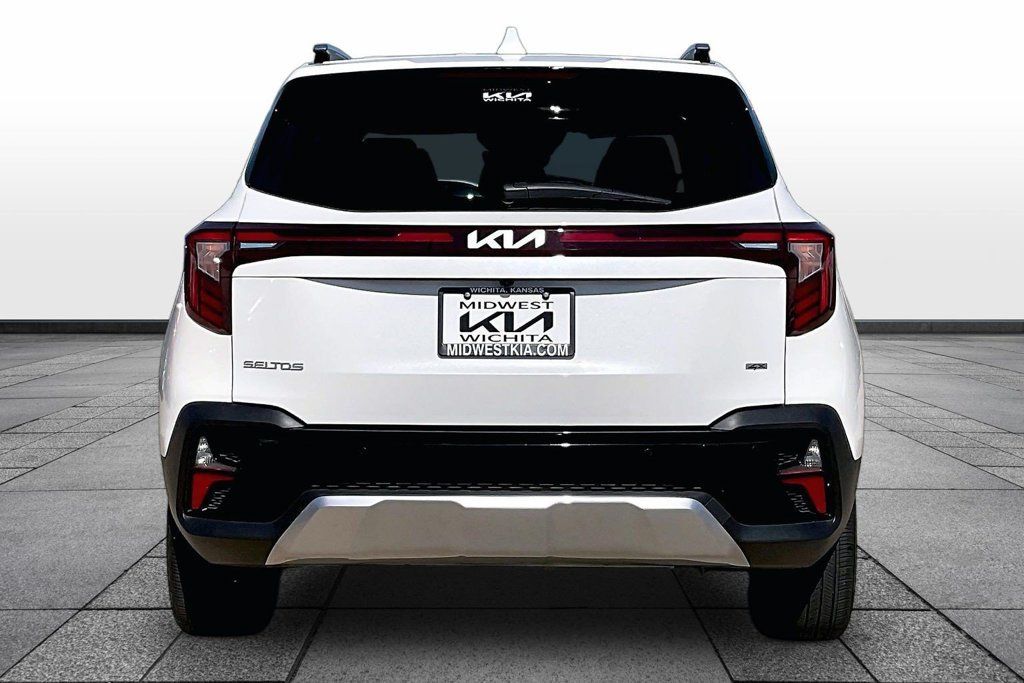 Used 2026 Kia Seltos EX AWD/4WD image 4