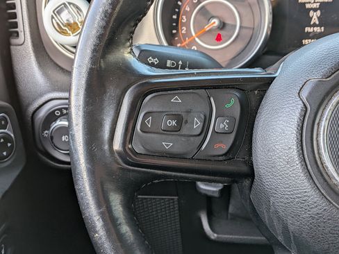 Used 2018 Jeep Wrangler Unlimited Sport S image 30