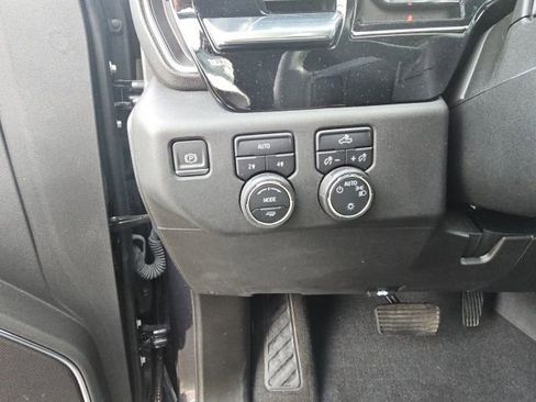 Used 2024 Chevrolet Silverado 1500 LT image 37