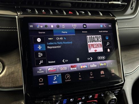 Used 2021 Jeep Grand Cherokee L Overland w/ Luxury Tech Group IV image 35