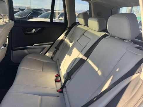 Used 2014 Mercedes-Benz GLK 350 2WD image 6