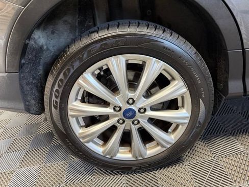 Used 2018 Ford Escape Titanium FWD image 46