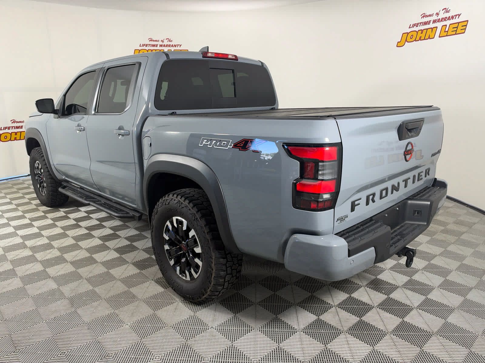 Certified 2024 Nissan Frontier PRO-4X w/ Technology Package AWD/4WD image 3