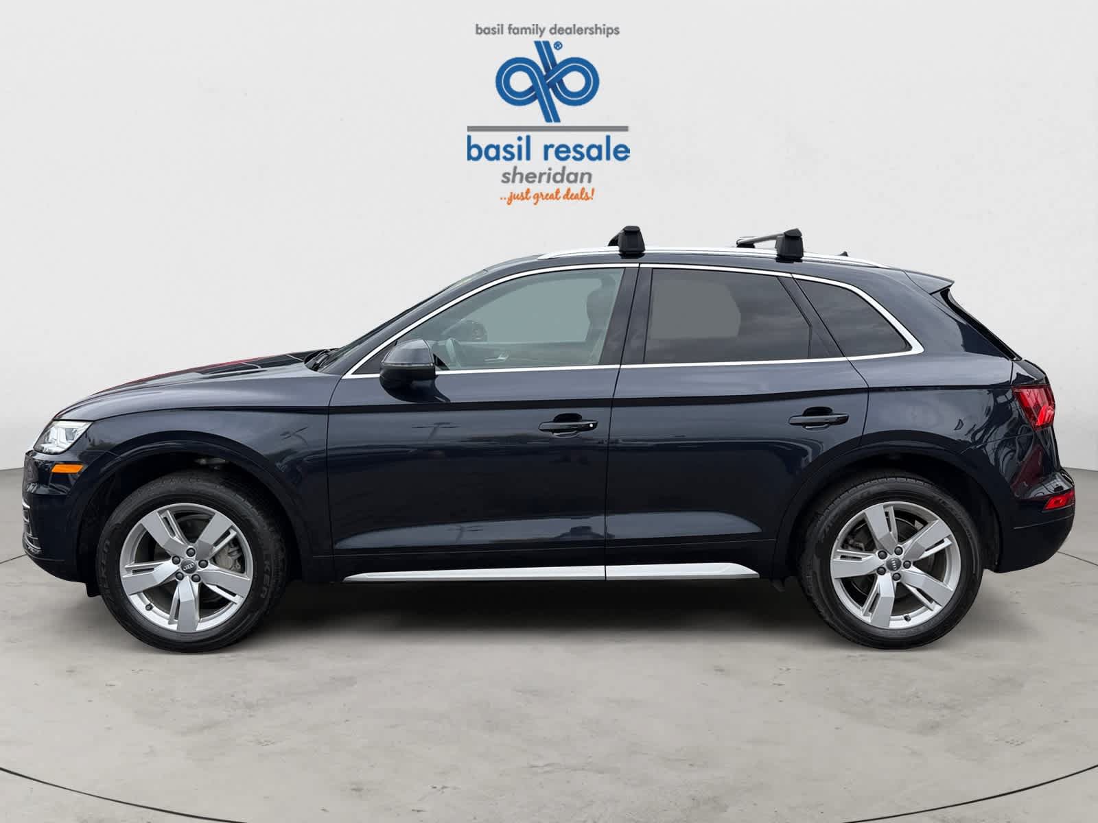 Used 2019 Audi Q5 2.0T Premium Plus w/ Premium Plus Package AWD/4WD image 3