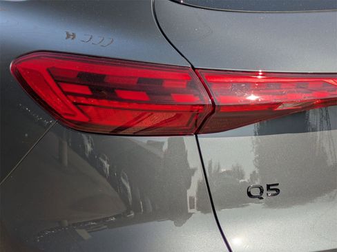 New 2025 Audi Q5 Premium Plus image 14