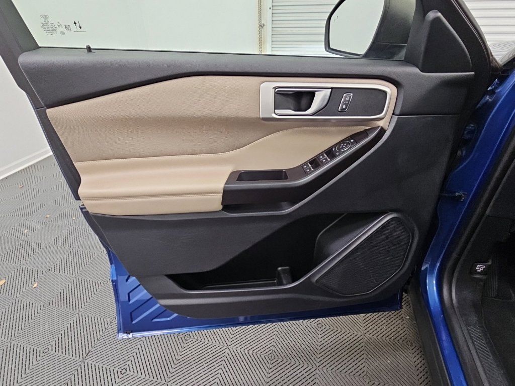 Used 2020 Ford Explorer XLT RWD image 29