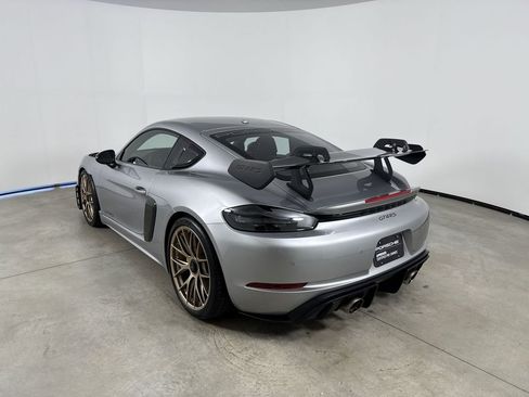 Used 2024 Porsche 718 Cayman GT4 RS RWD image 3