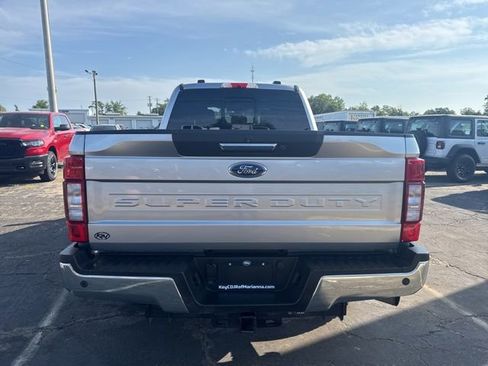 Used 2021 Ford F250 Lariat w/ Lariat Value Package RWD image 4