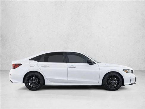 Used 2025 Honda Civic Sport image 8