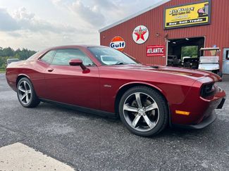 Used 2014 Dodge Challenger R/T RWD video 1