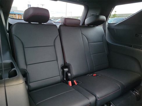 New 2026 Chevrolet Traverse RS image 19