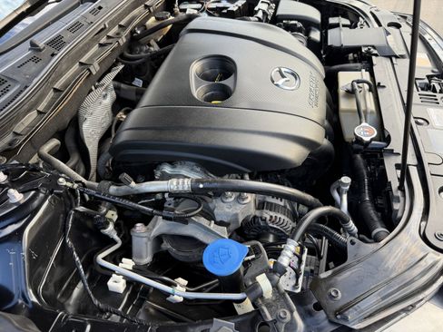 Used 2015 MAZDA MAZDA3 i Sport image 38