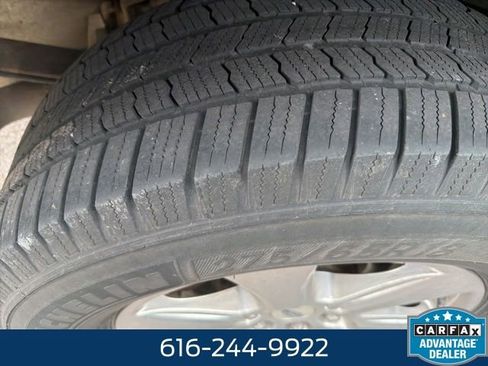 Used 2018 Ford F150 Lariat w/ Equipment Group 502A Luxury AWD/4WD image 10