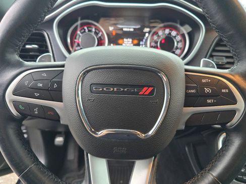 Used 2015 Dodge Challenger R/T Plus image 25