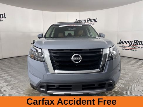 Used 2025 Nissan Pathfinder Platinum w/ Cargo Package image 3